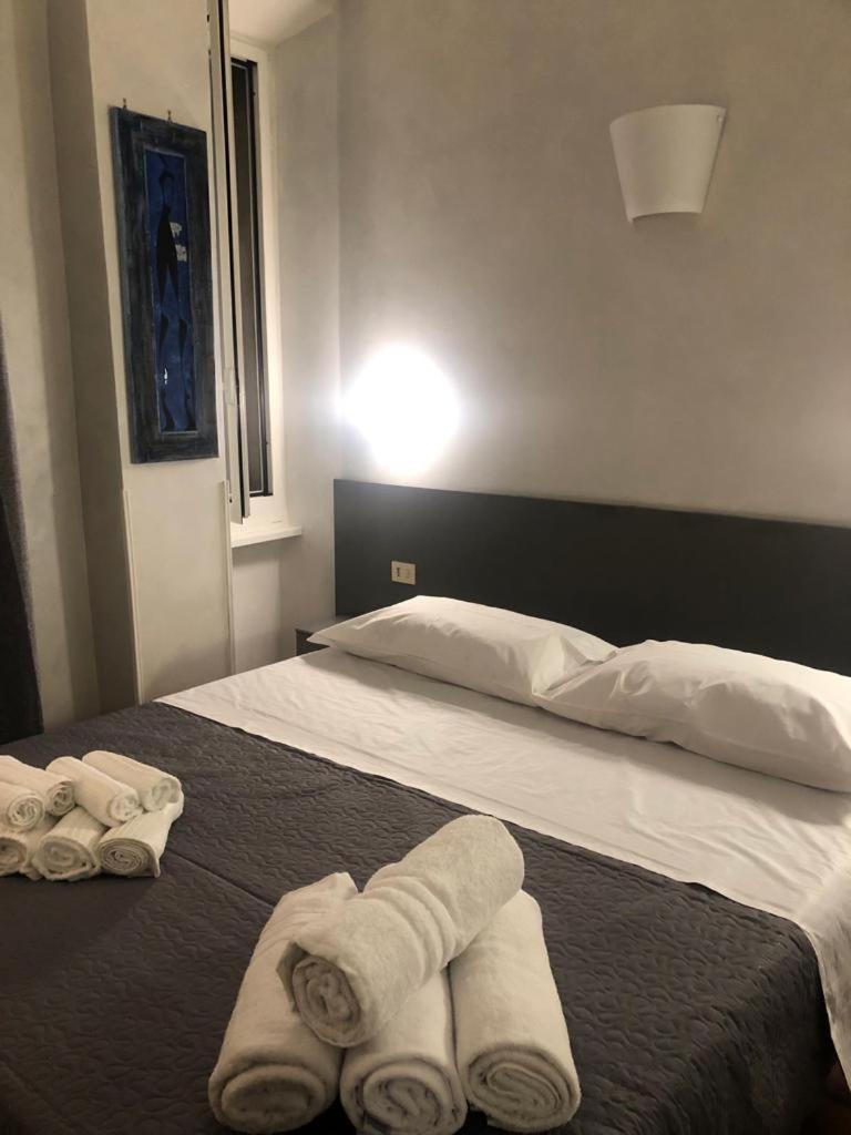 Alma Rooms Appia Rome Extérieur photo